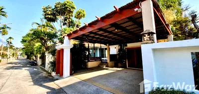 Houses for rent Muang Phuket Phuket : 3 Bedroom Villa for rent in Rawai, Phuket  5364630