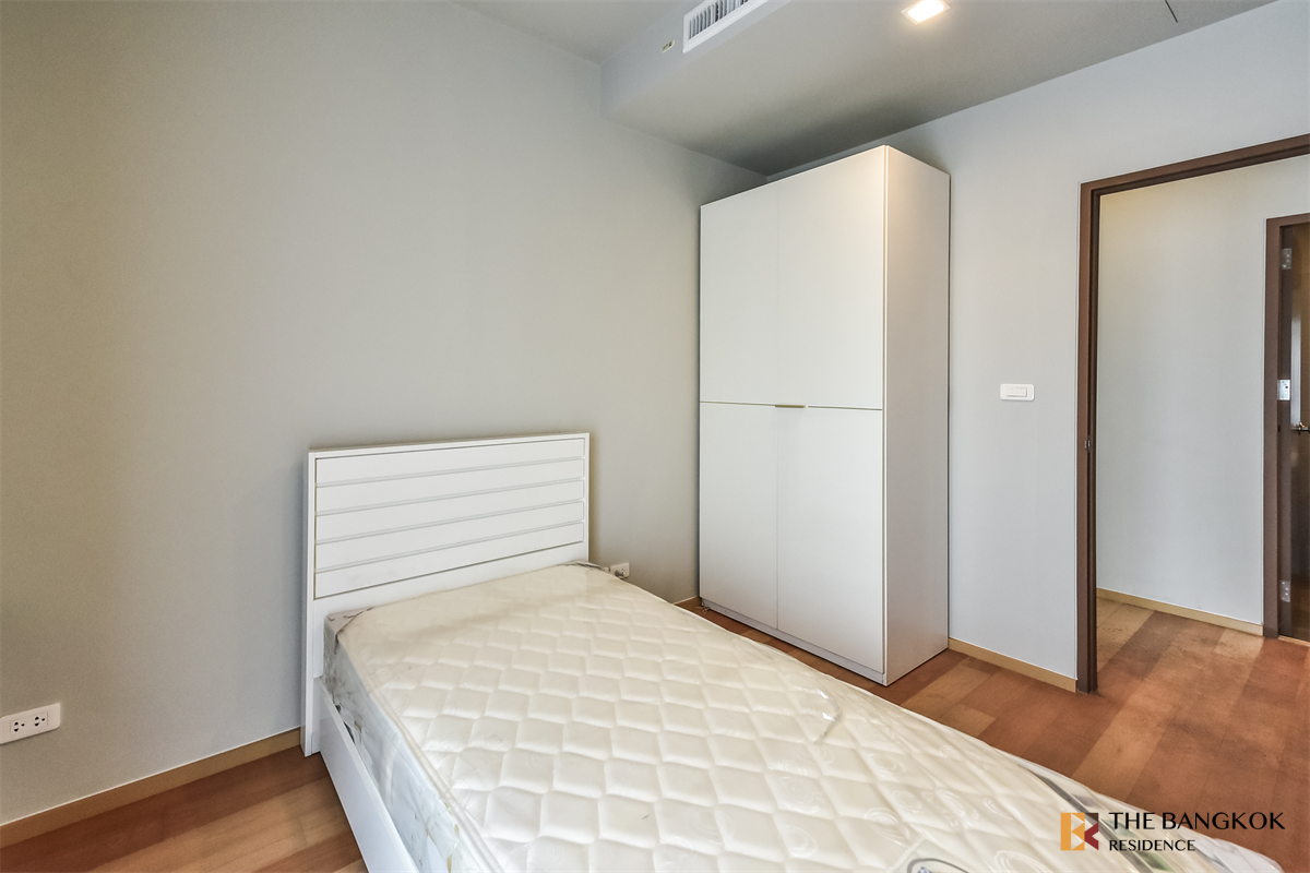 picture Location Near Employment, Surrounded by Lifestyles Noble Revent near Airport Rail Link Phaya Thai Station - 3/10