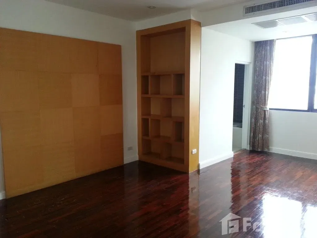 รูป คอนโดให้เช่า 5 ห้องนอน ในโครงการ สุขุมวิท คาซ่า 44703 - รูปที่ 30/32