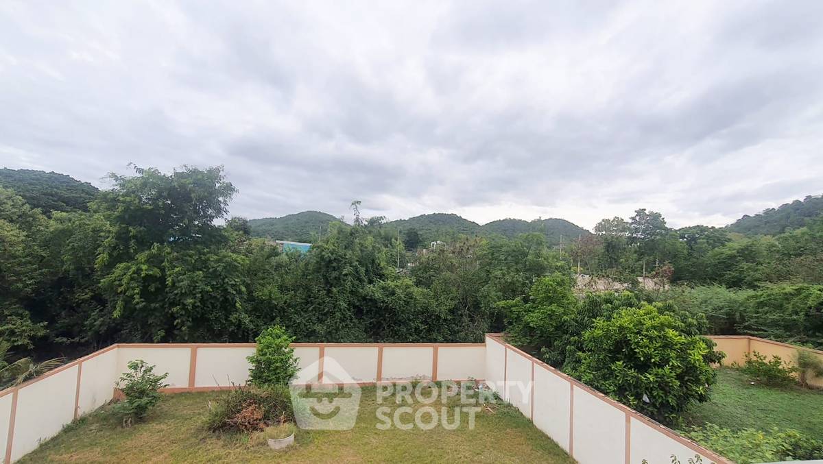 รูป วิลล่า 5-ห้องนอน ใกล้ เมืองหัวหิน (ID 2172507) - รูปที่ 33/37