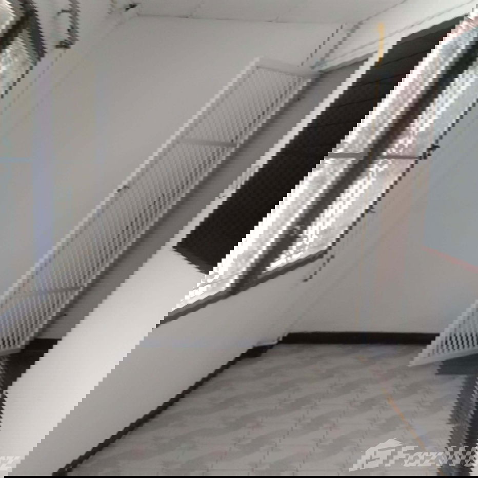 picture 2 Bedroom Townhouse for rent in Bang Na, Bangkok 5684875 - 10/11