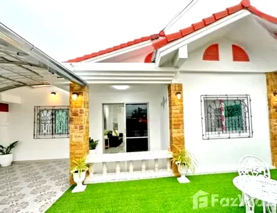 Houses for sale Nong Prue, Chonburi : 3 Bedroom House for sale in Nong Prue, Chon Buri  1724278