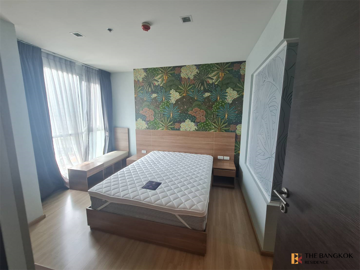 picture RHYTHM Sathorn near BTS Saphan Taksin Convenient Travel, Great Value per Square Meter - 9/10