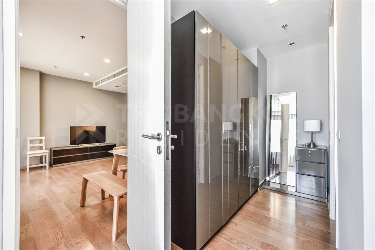 picture M Phayathai Convenient Travel, Great Value per Square Meter near Airport Rail Link Phaya Thai Station - 1/9