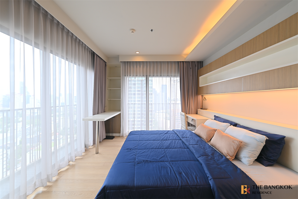 picture Noble Refine Move-in Ready, Just Bring Your Bags near BTS Phrom Phong - 6/10