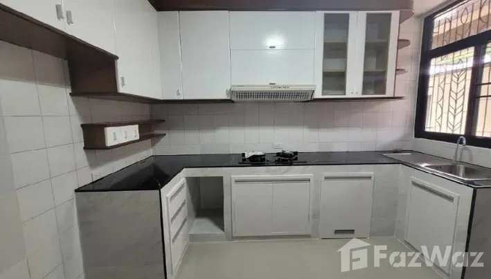 picture 4 Bedroom House for rent in Khlong San, Bangkok  1132630 - 4/12