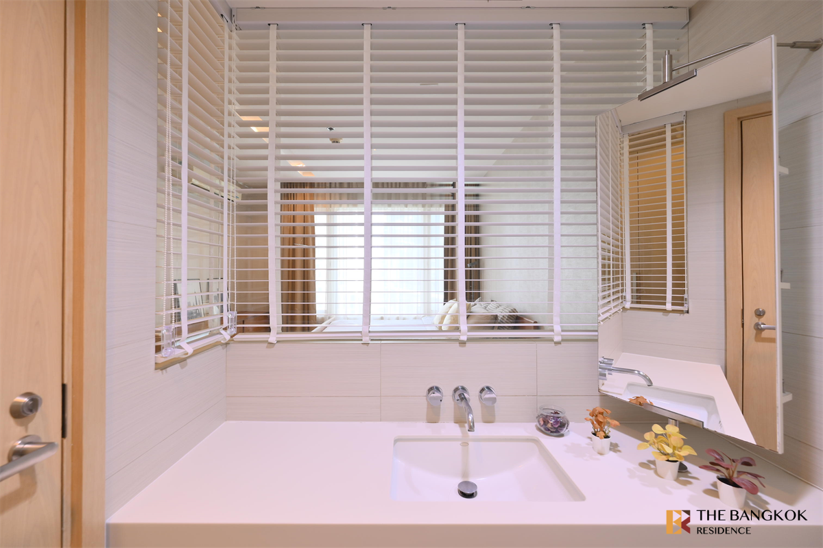 picture Siri At Sukhumvit near BTS Thong Lo Best Location Condo for City Dwellers - 4/10