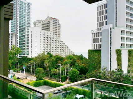 1 Bedroom Condo for sale at Baan Plai Haad 25900