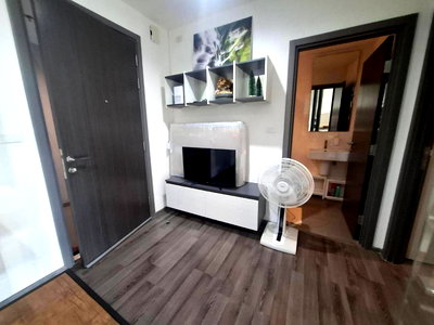 Condos for rent Soi Sukhumvit 71 : Park west. 1bed 30sqm. Line id: @pfagent