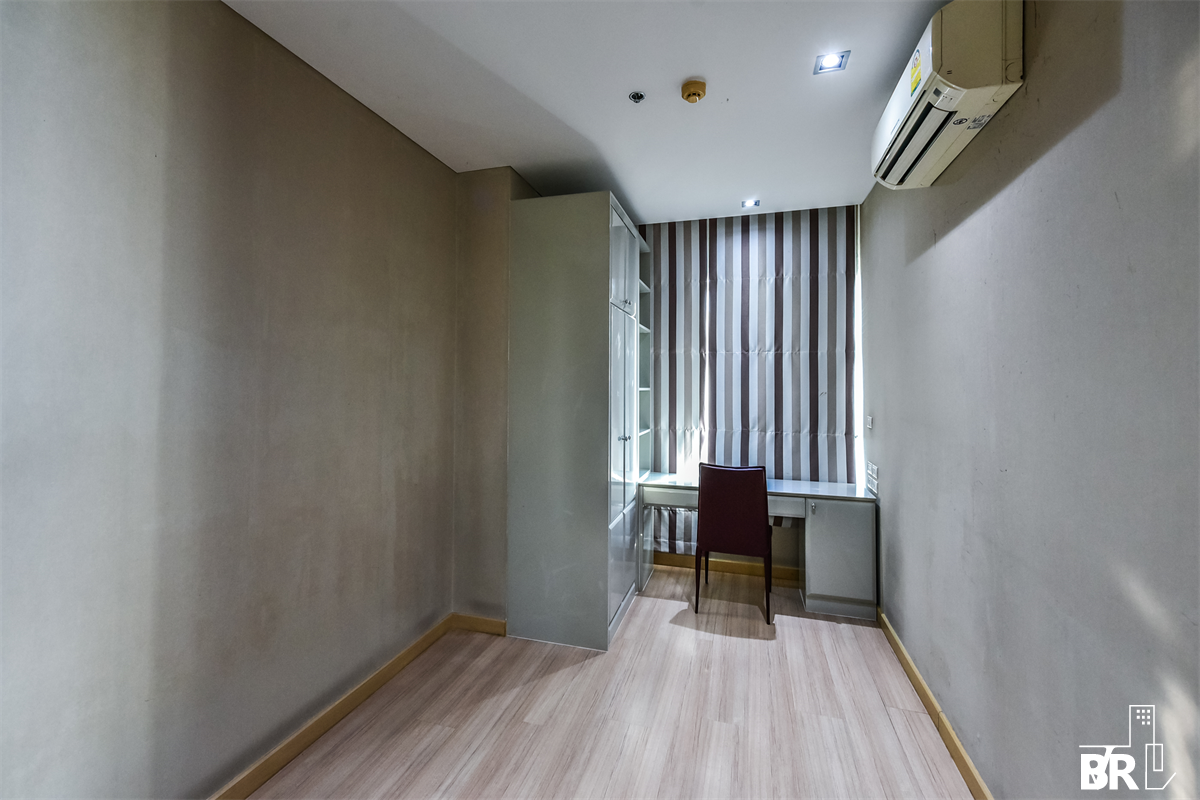 picture Price better than expected!! The Address Phayathai near Airport Rail Link Phaya Thai Station - 7/10