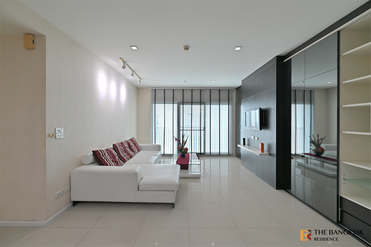 picture Noble Remix Condo in Central City at an Affordable Price near BTS Thong Lo - 2/10