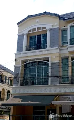 Townhouses for rent : 3 Bedroom Townhouse for rent at Baan Klang Muang Rama 9 - Srinakarin 1412210