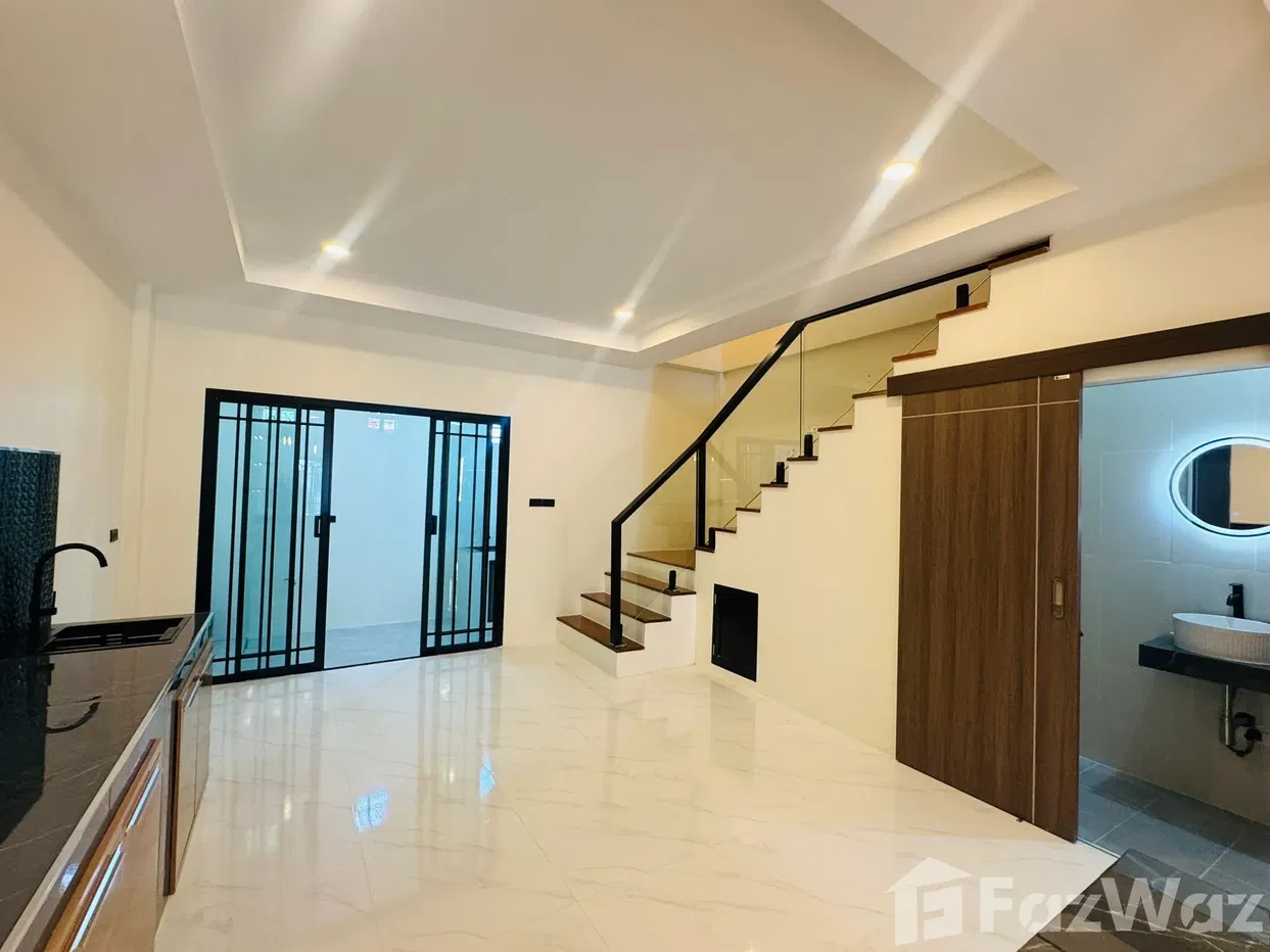 picture 2 Bedroom House for sale in Rawai, Phuket  5552333 - 9/24