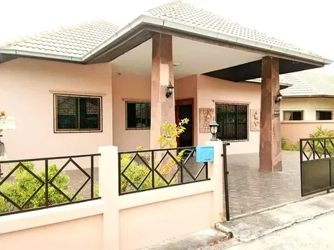 3 Bedroom House for rent at Srisuk Villa Pattaya 74605