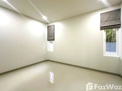 Houses for sale ม.ศิลปากรวิทยาเขตสารสนเทศเพชรบุรี : 3 Bedroom Villa for sale at Nada Casa HuaHin Phase 3  5718787