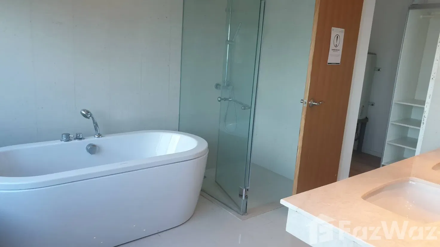 picture 2 bed 3 bath 5666303 - 8/10