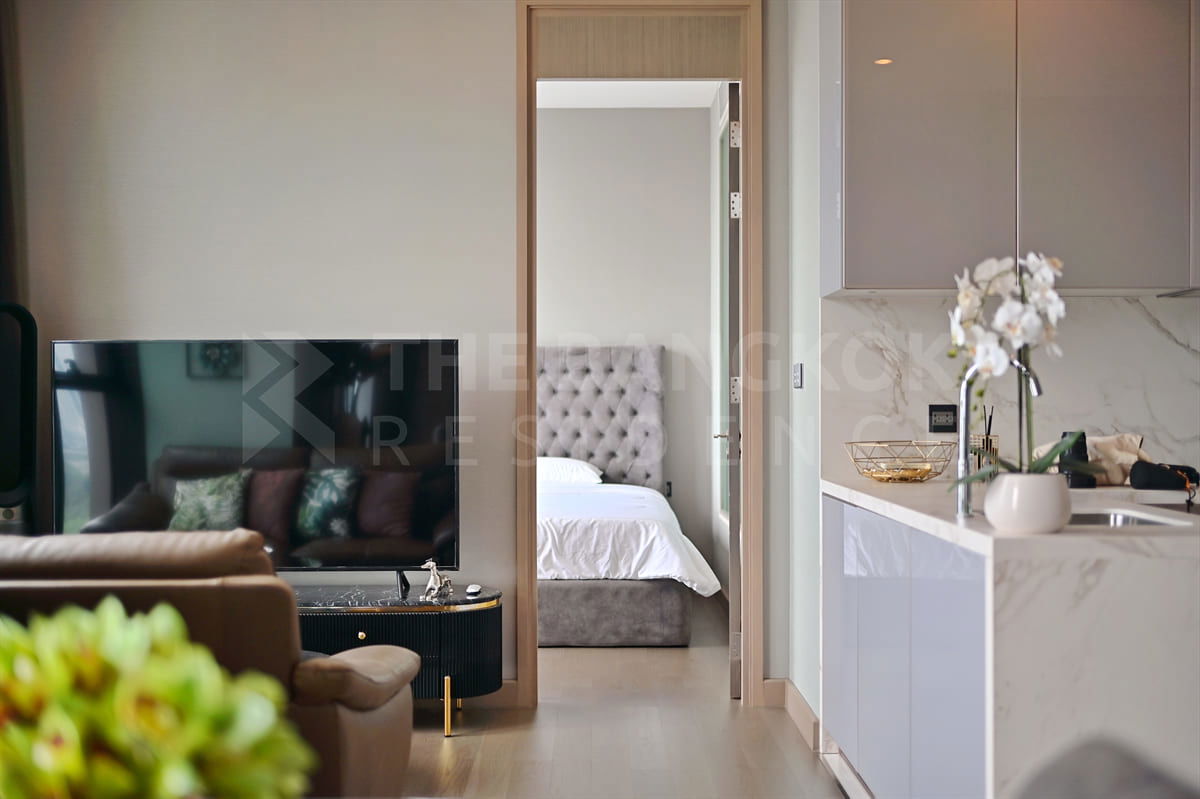 picture Location Near Employment, Surrounded by Lifestyles THE ESSE at SINGHA COMPLEX near MRT Phetchaburi Station - 9/10
