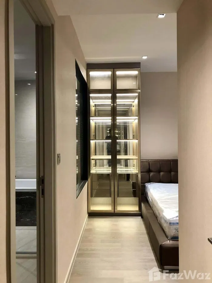 picture Spacious 2-Bedroom Condo at Ashton Silom – Prime Location 2000868 - 10/14