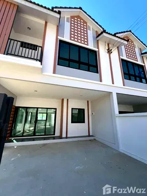 Townhouses for sale Bang Lamung Chonburi : Townhome at Zensiri Nern Plubwan 28 For Sale 5569356