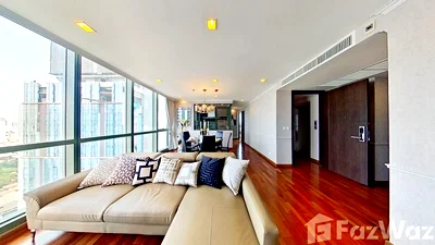 Condos for sale : 3 Bedroom Condo for sale at Wish Signature Midtown Siam  1375300