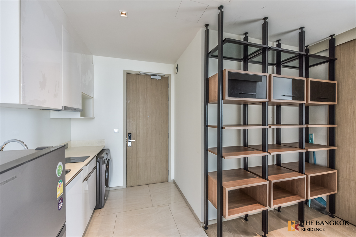 picture Hurry to book!! Limited quantity Ashton Silom near BTS Chong Nonsi - 7/10