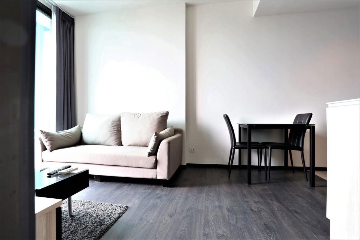 picture MN3002 Edgs Sukhumvit 23 Full Furnitured and electrical - 3/10