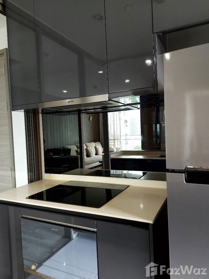 รูป คอนโดให้เช่า 2 ห้องนอน ในโครงการ เดอะ รูม สุขุมวิท 69 1677468 - รูปที่ 17/18