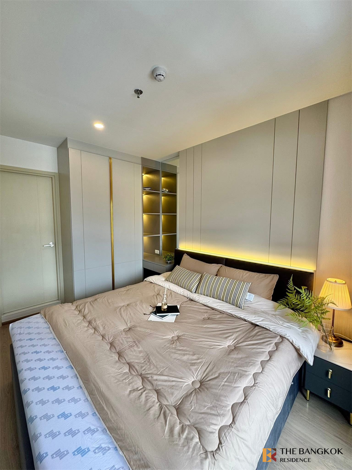 picture Life Rama 4 - Asoke  Ready-to-move-in, Prime Location Condo - 6/10