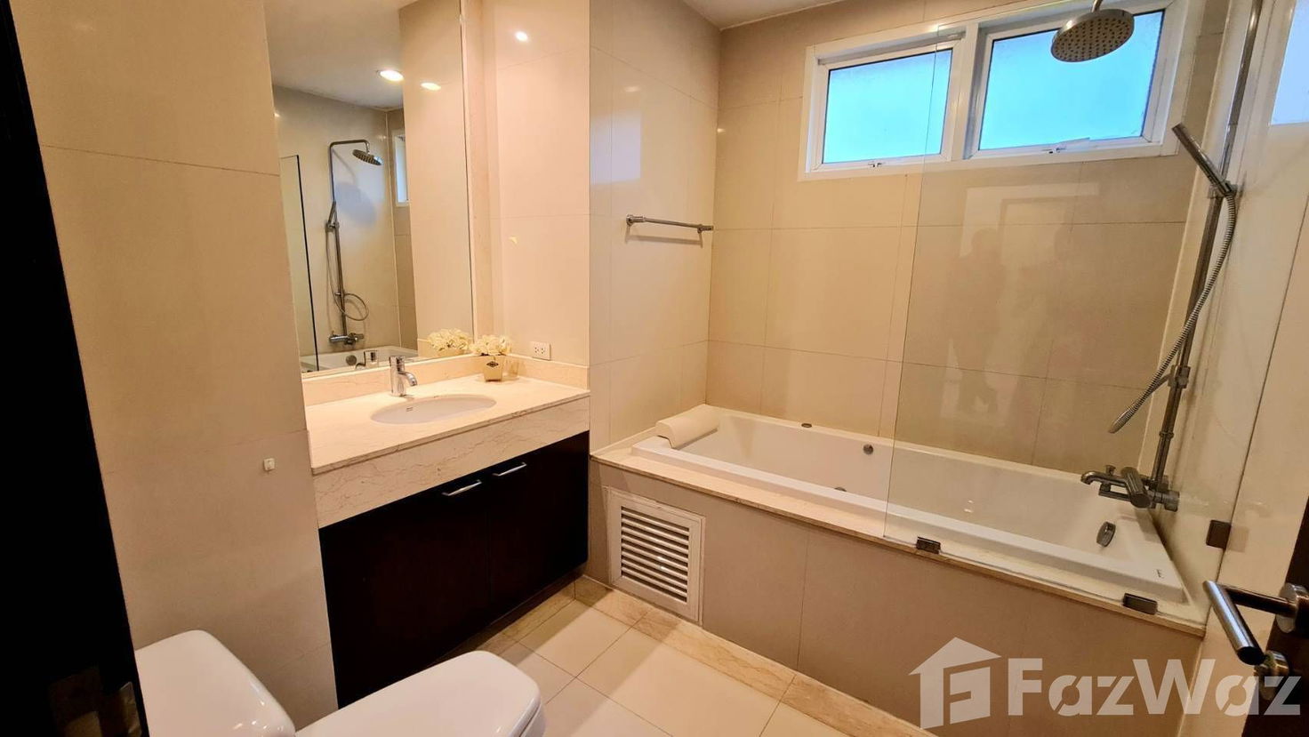 picture 2 Bedroom Condo for rent at Piyathip Place 5724380 - 8/9