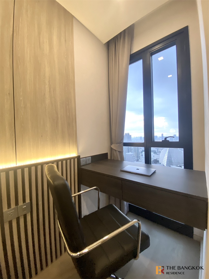 picture Ashton Asoke Ideal City Living at a Great Price near MRT Rama 9 Station - 8/10