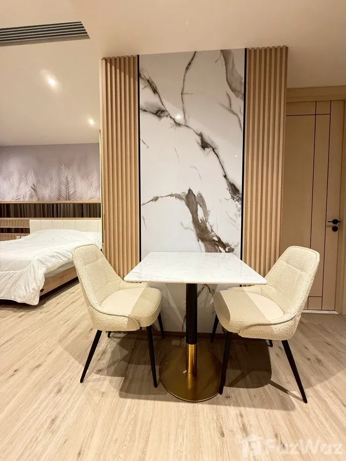 picture For Rent: Condo at Arom Wongamat – Luxury by the Sea 5612905 - 10/27