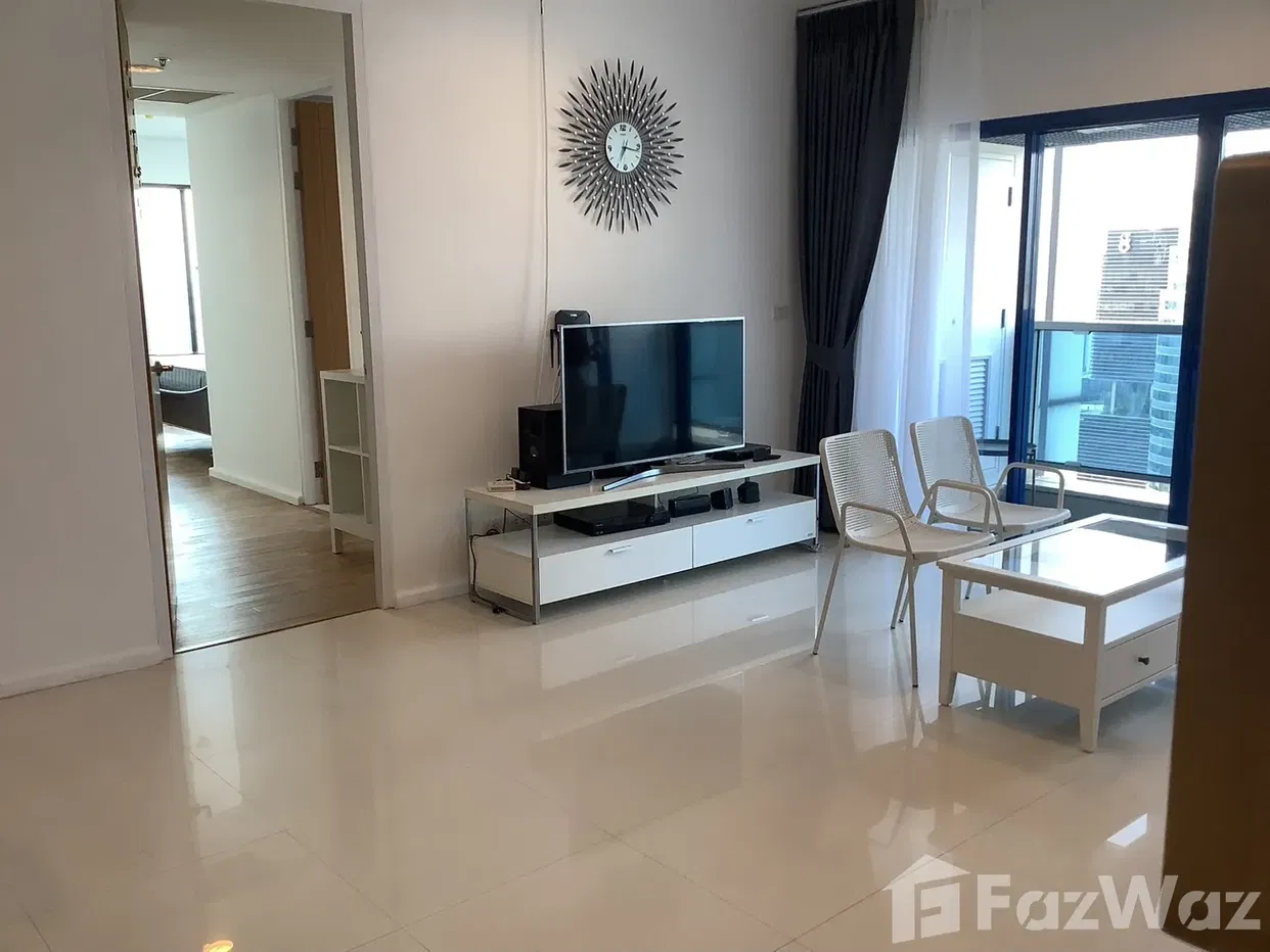 picture 2 bed 2.5 bath 5667392 - 1/7
