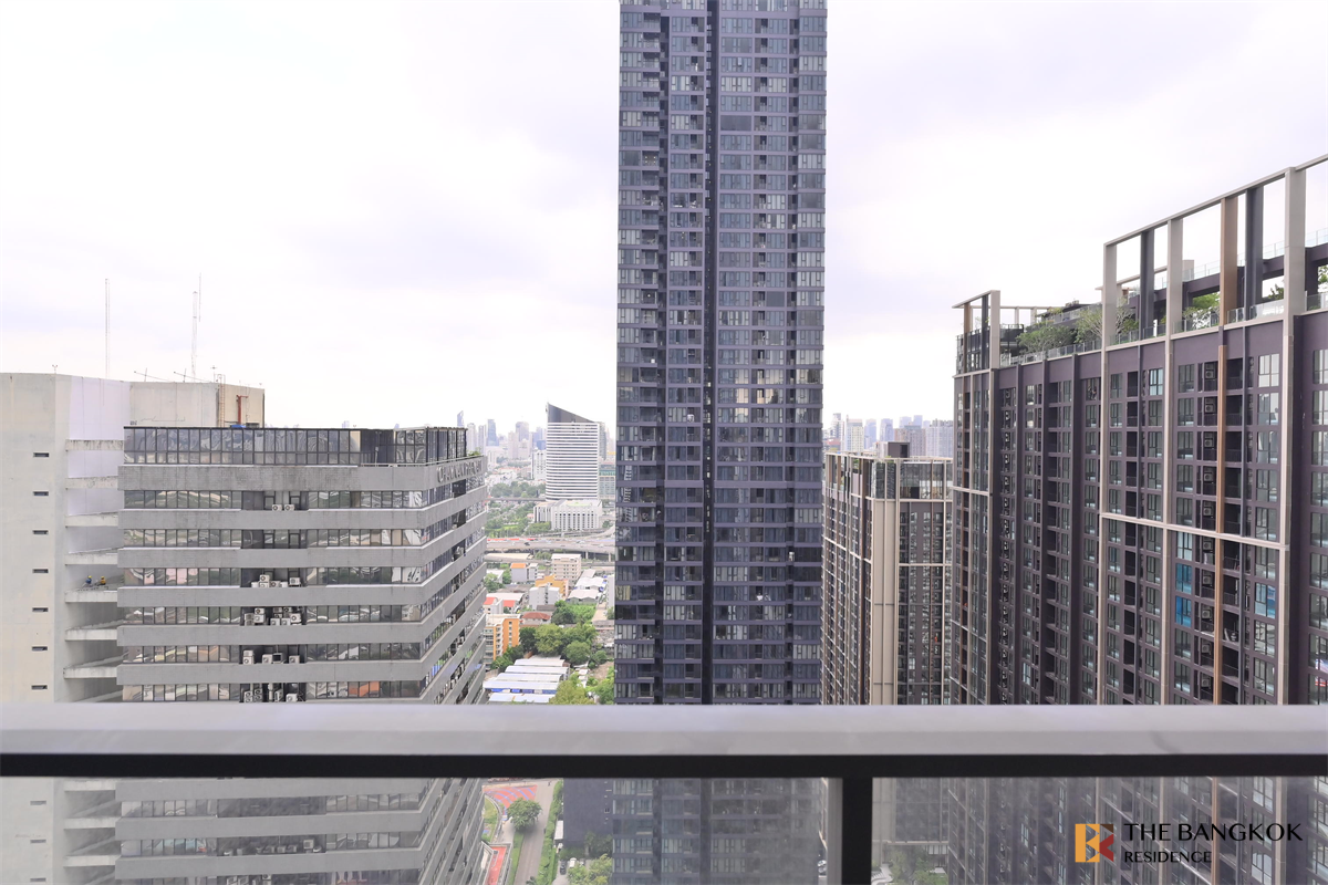 picture Unit Priced Below Market One9Five Asoke - Rama9 near MRT Rama 9 Station - 1/10