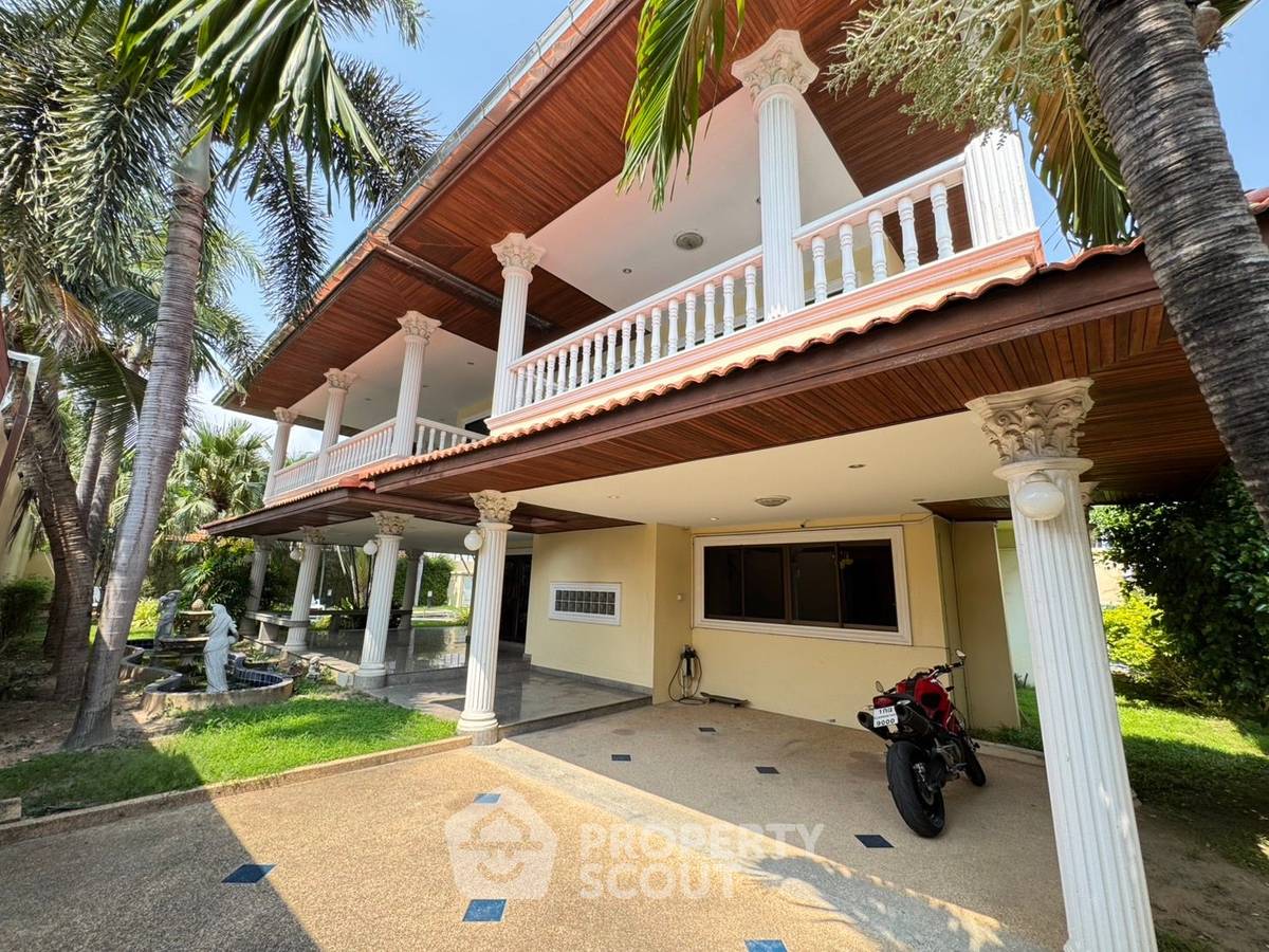 picture 3-BR House at Eakmongkol Village 1 close to Pattaya (ID 2137967) - 28/29
