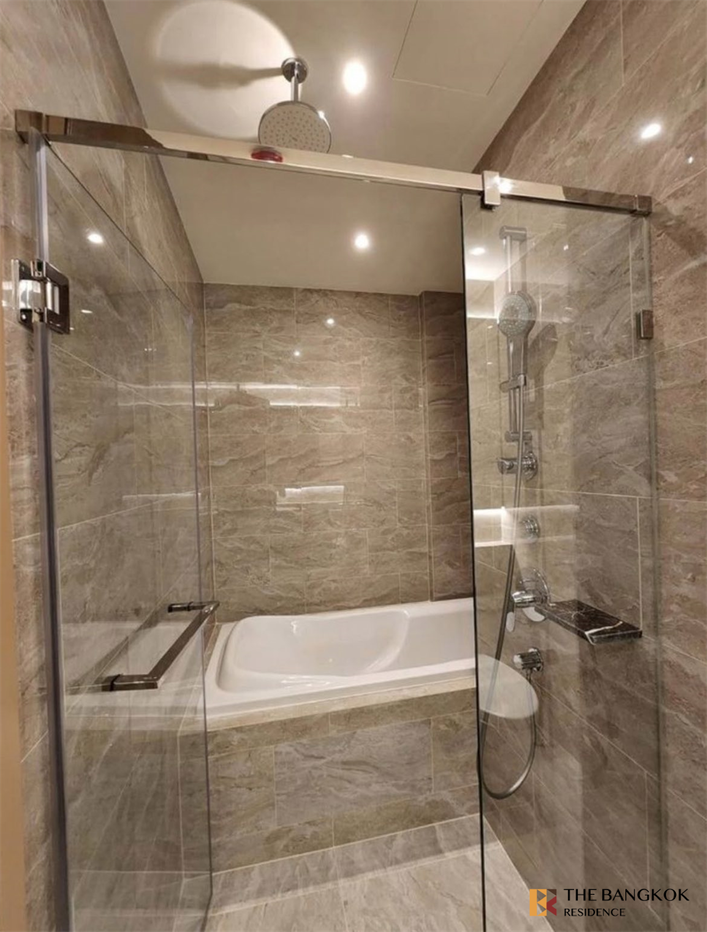 picture Ashton Asoke-Rama 9 Room available, great price near MRT Rama 9 Station - 6/10
