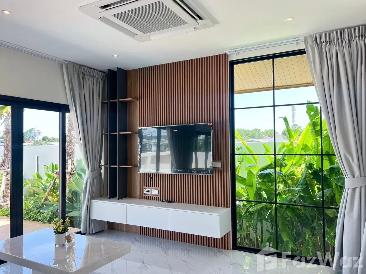 picture 3 Bedroom Villa for sale in Rawai, Phuket  2043838 - 5/64