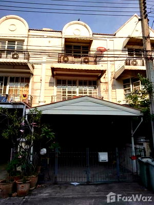 Townhouses for rent Ladprao 48, Chokchai 4, Ladprao 71 : 3 Bedroom Townhouse for rent at Mu Ban Chalisa 169944