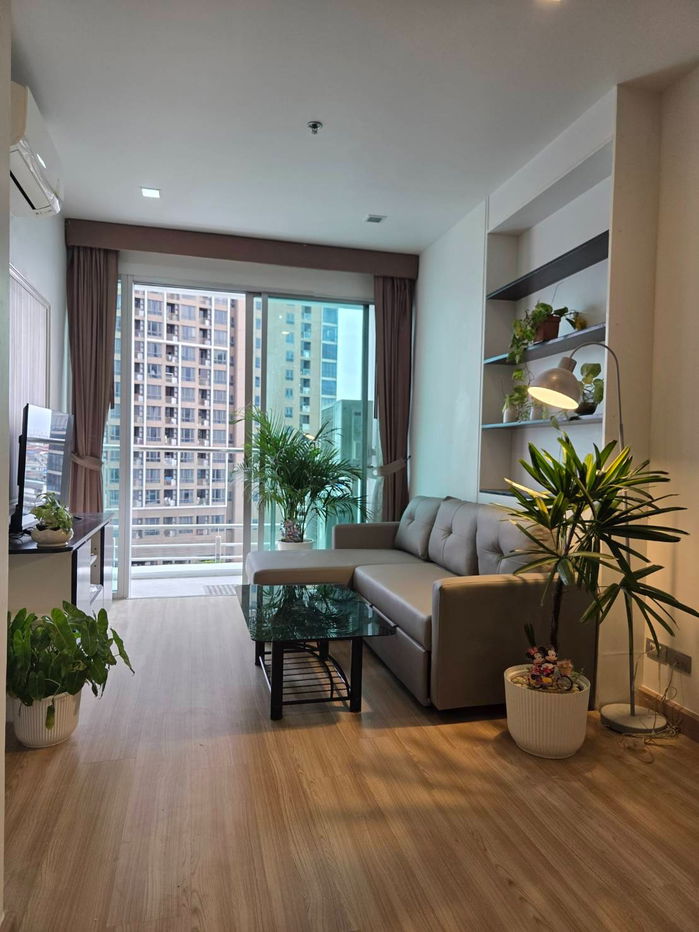 picture Condo for rent: skywalk residences((BTS Phra Khanong ))@livingbkk  - 4/12