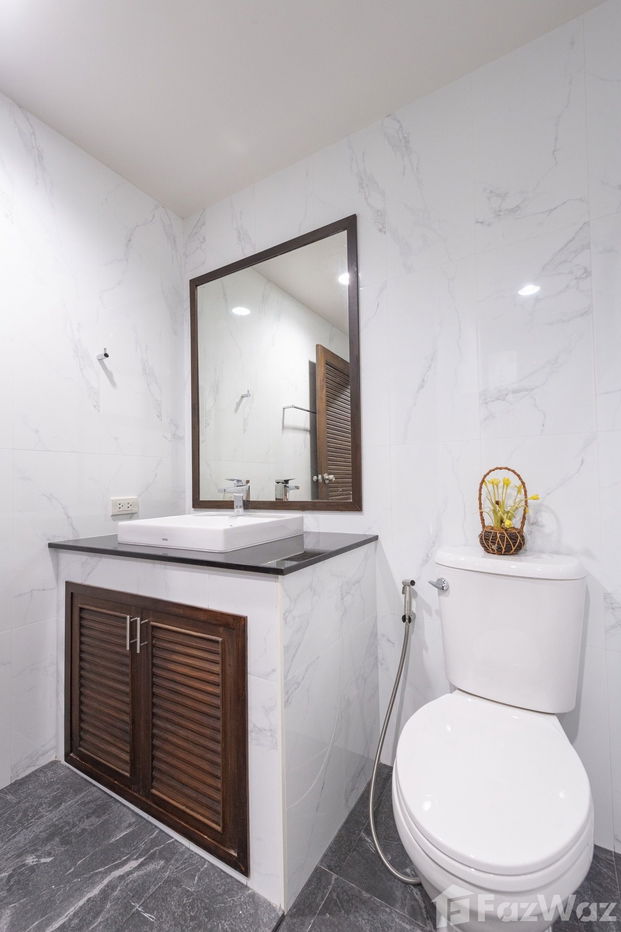 รูป ทาวน์เฮ้าส์ให้เช่า 4 ห้องนอน ในโครงการ บ้านสุขสำราญ 1859506 - รูปที่ 8/28