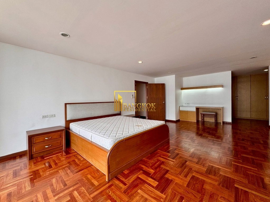 picture Expansive 3 Bedroom Duplex Apartment in Phrom Phong Area - BR21310AP - 21/51