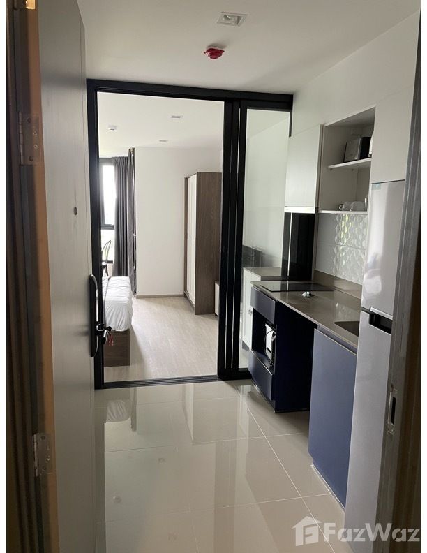 Discover THE BASE: Your Phuket Getaway Awaits! 1084062 - image 2