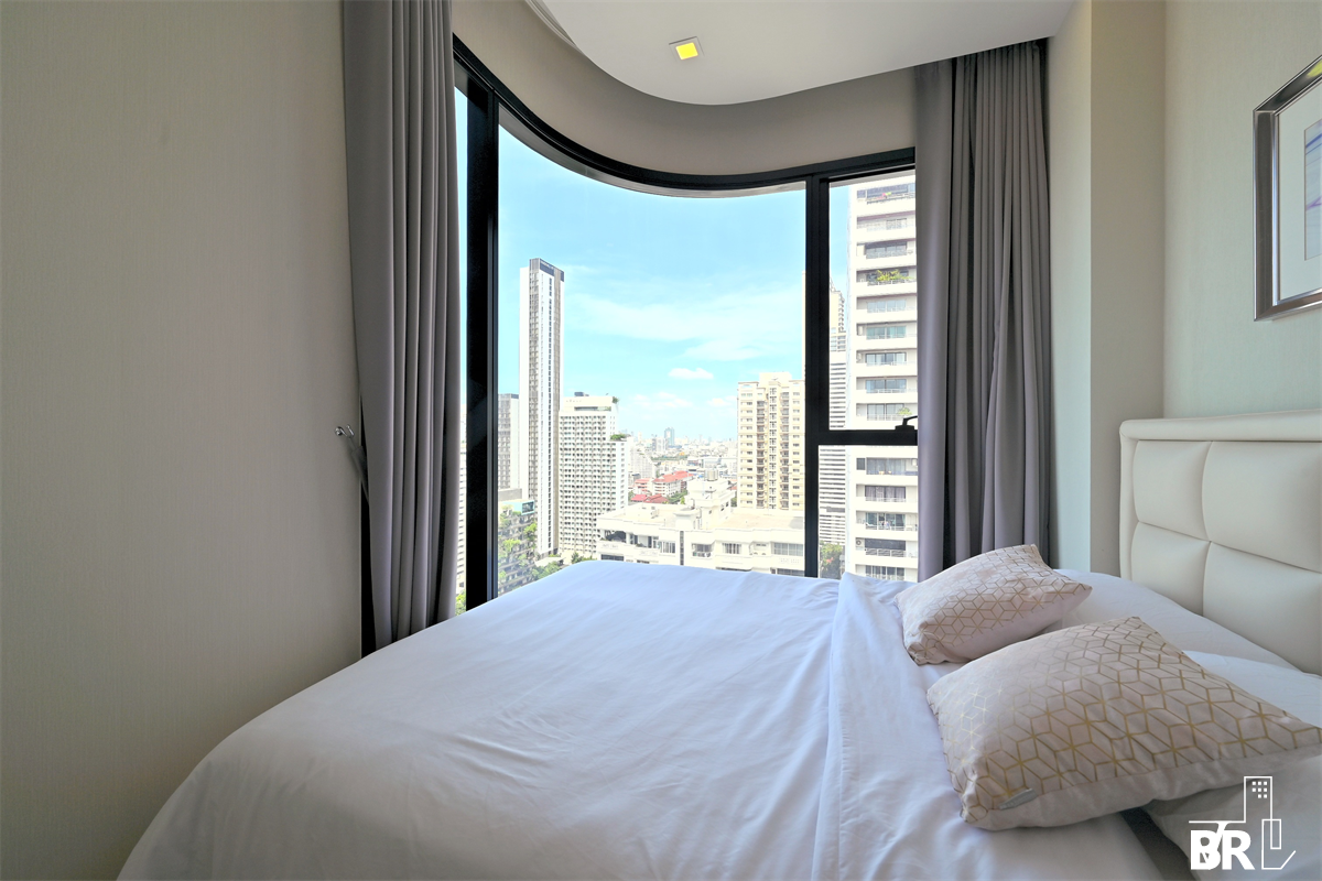 picture Popular units sell out fast Ashton Asoke near MRT Rama 9 Station - 5/10