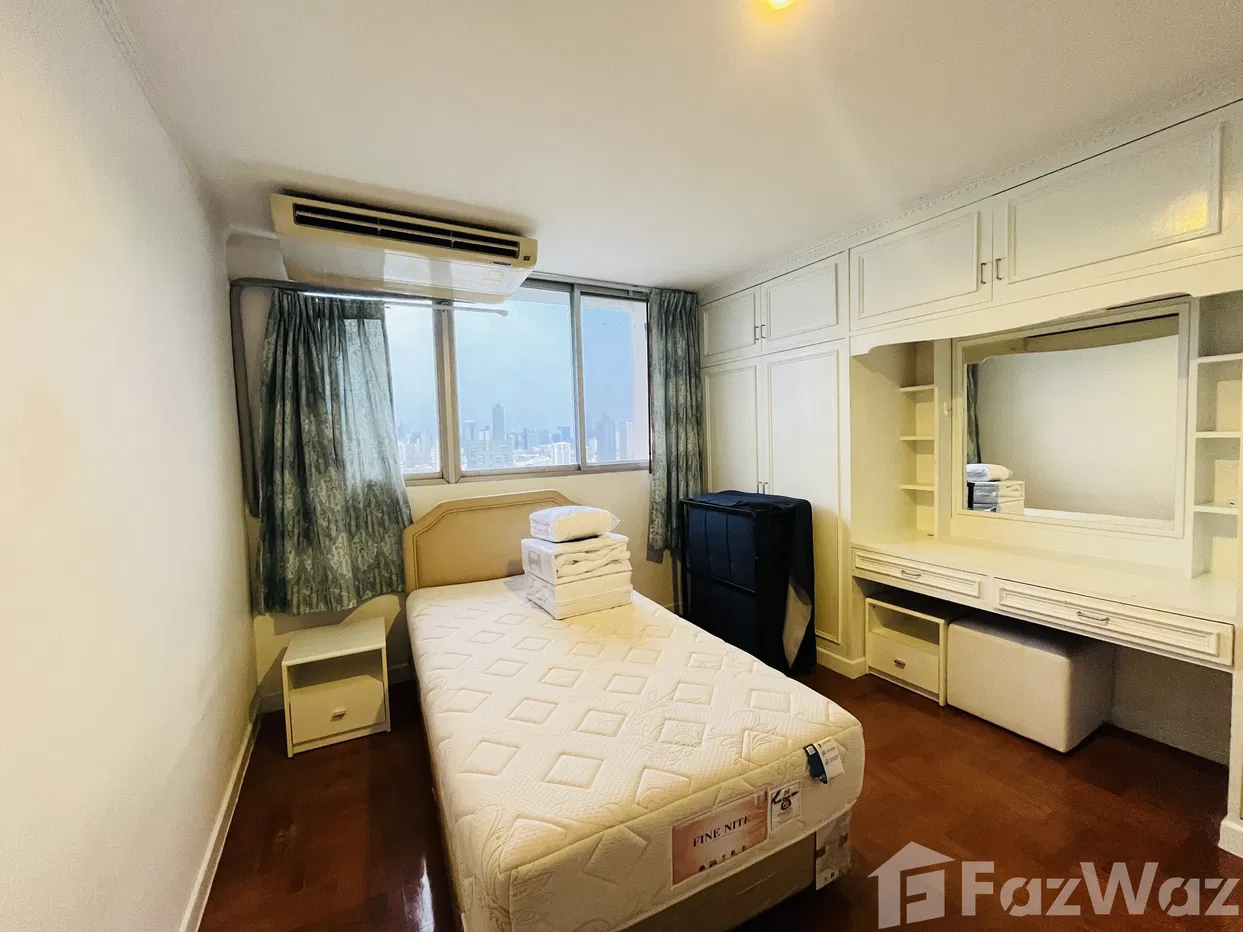picture 4 Bedroom duplex Condo for rent at Tai Ping Towers 1845094 - 8/22