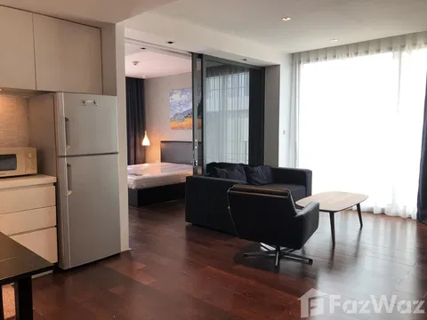 1 Bedroom Condo for rent at Noble Ambience Sarasin 1642218