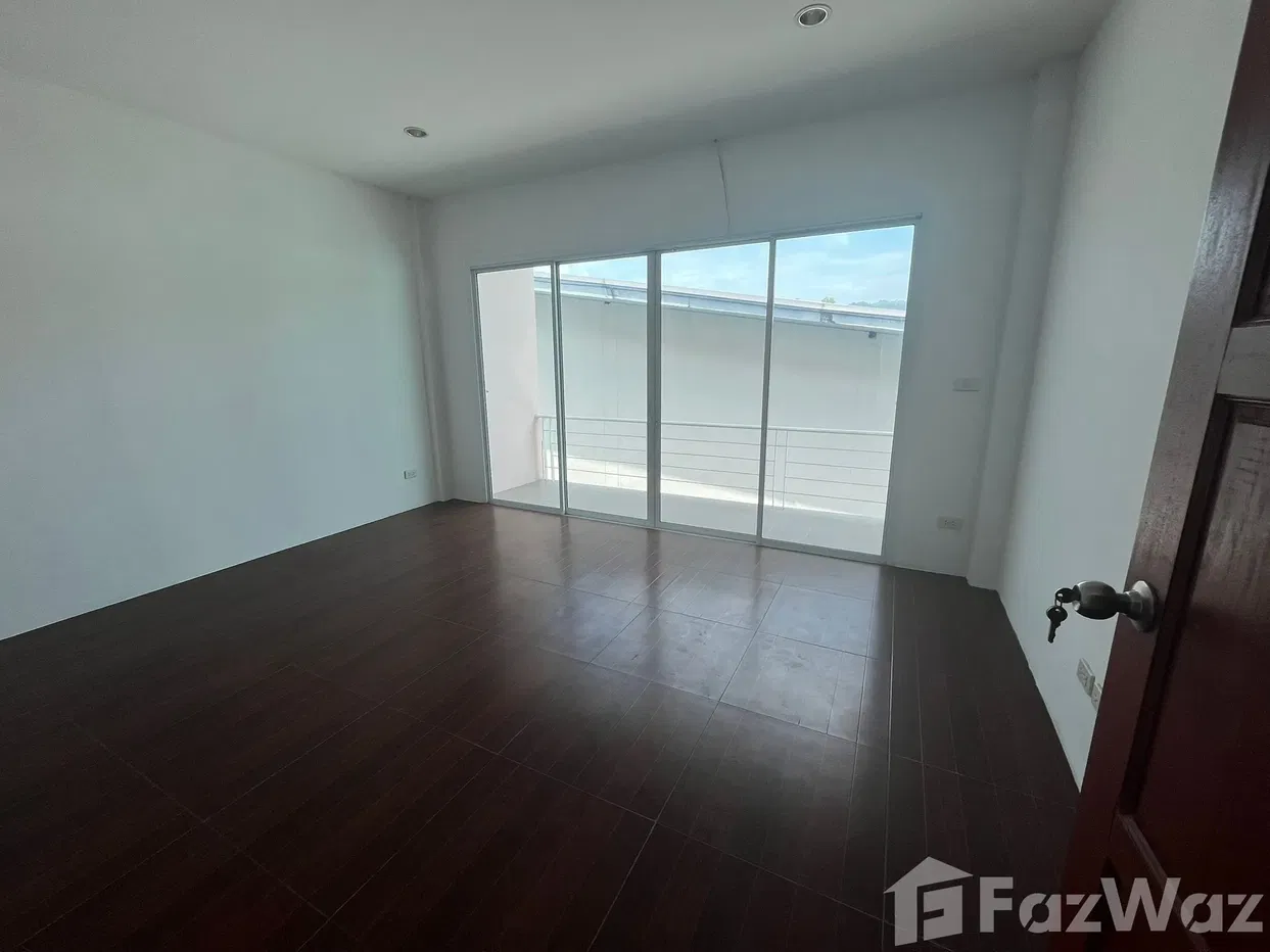 picture 4 Bedroom Townhouse for sale in Bo Phut, Surat Thani  5577203 - 12/16