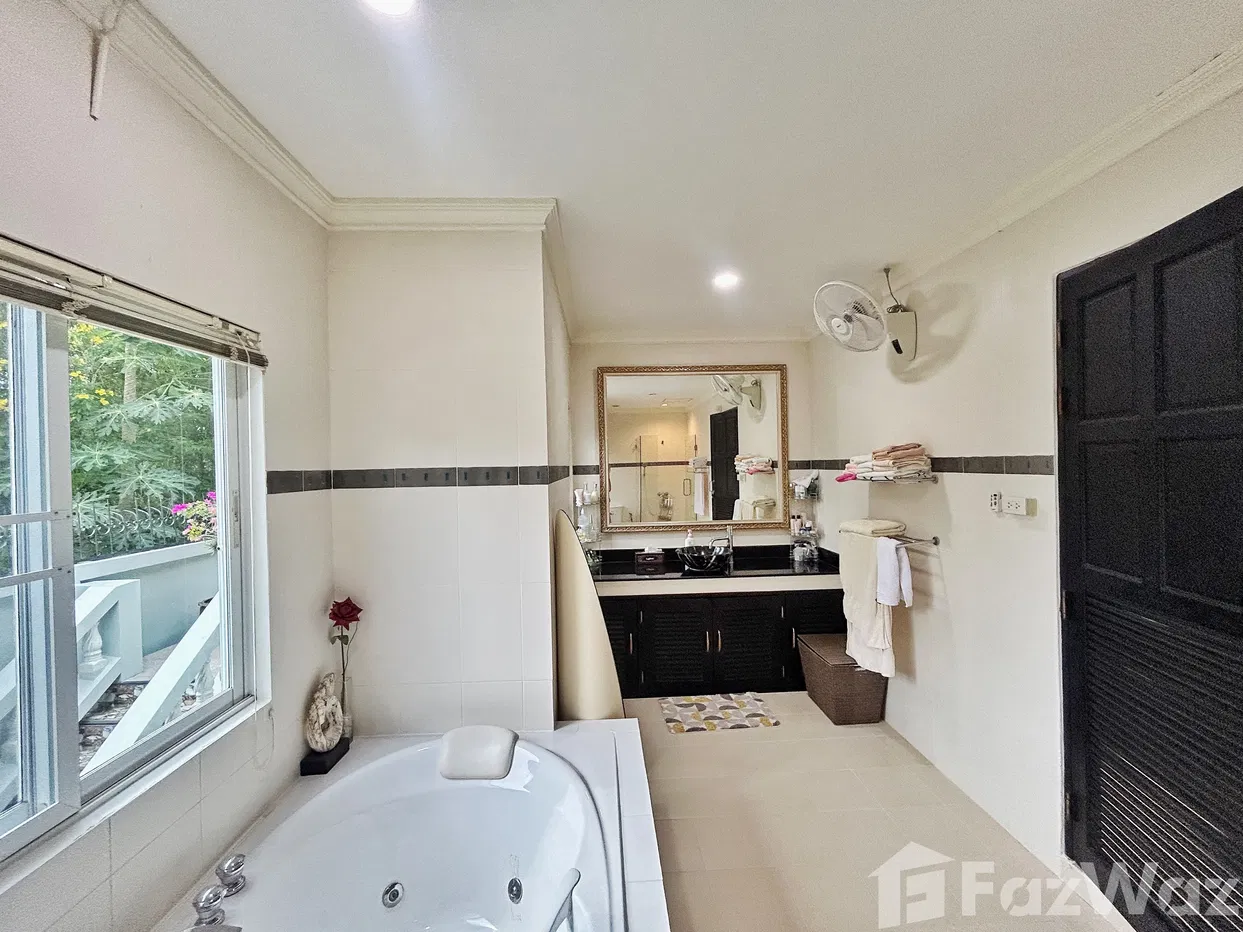 picture 4 Bedroom Villa for sale in Kamala, Phuket  1983379 - 41/47