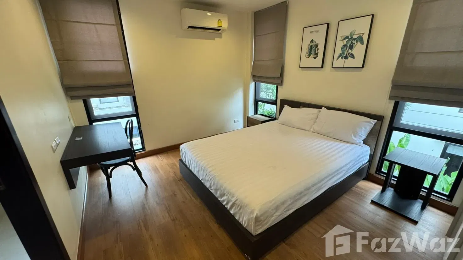picture Contemporary 5-Bedroom Laguna Park Townhouse with Private Gr 5716928 - 19/28