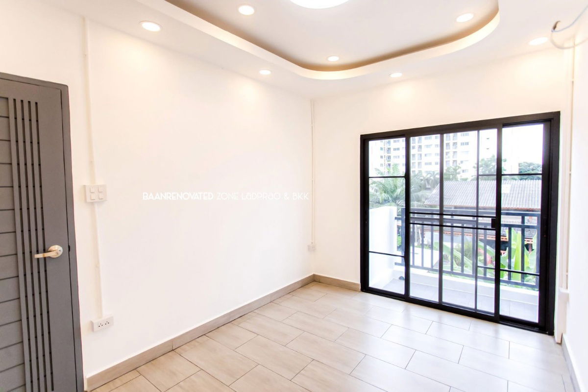 รูป 🏡✨ ขายทาวน์โฮม 3 ชั้น รีโนเวทใหม่ ย่านเสรีไทย 17 4 ห้องนอน 4ห้องน้ำสวยจึ้งทุกมุม! สไตล์มินิมอล-โมเดิร์น โทนขาวคลีน - รูปที่ 20/20