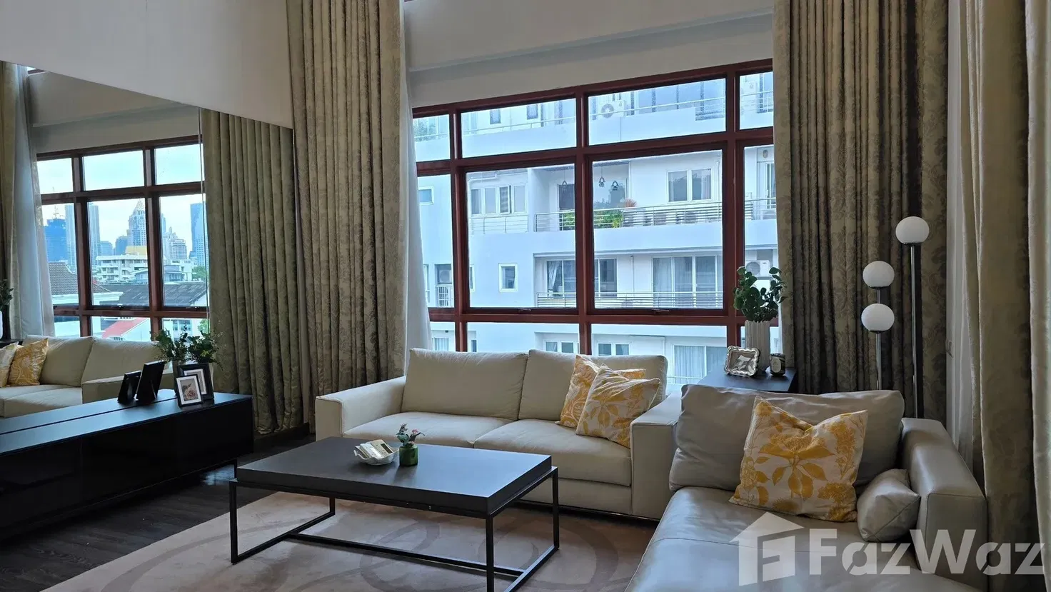 picture 3 bedroom for rent at The Crest Ruamrudee 5727402 - 1/11