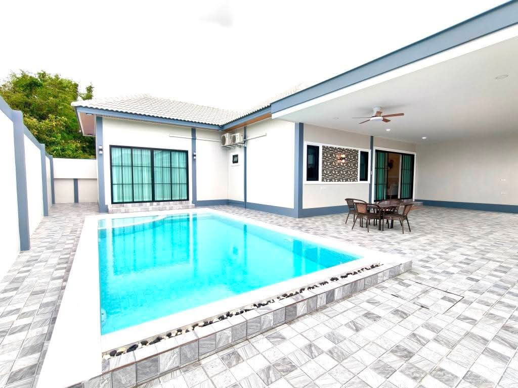picture Modern style pool villa for sale near the edge of Map Prachan Reservoir - 2/19